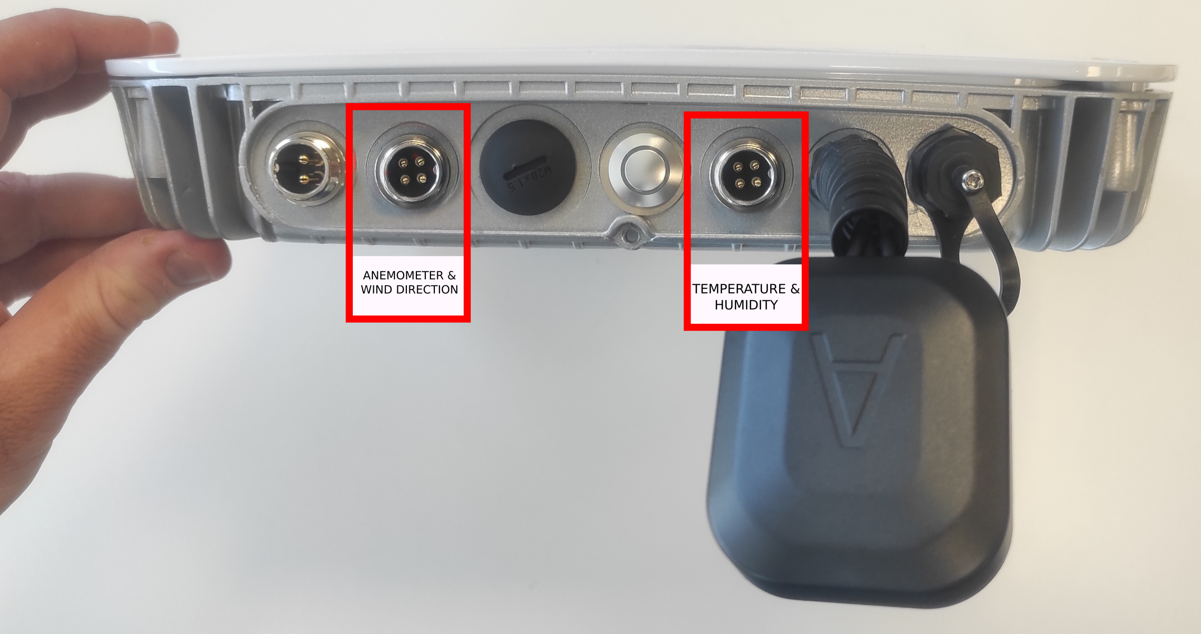 Combo 4b: Anemometer & wind direction sensor and Temperature and Humidity sensor